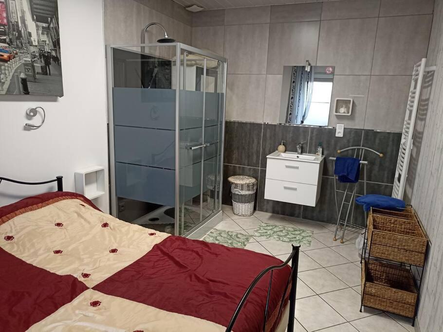 Appartement De 70M2 Tout Equipe Hargarten-aux-Mines Eksteriør bilde